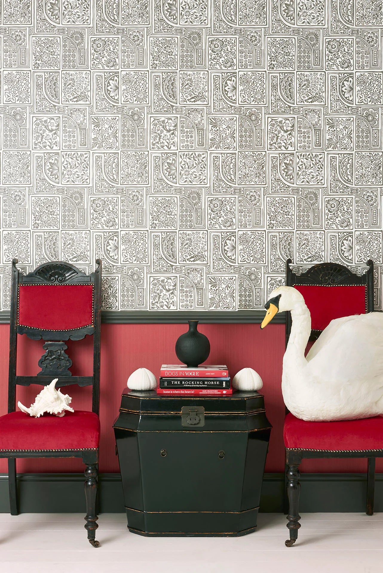 Cole & Son Mariinsky Damak Bellini, Soot & Snow