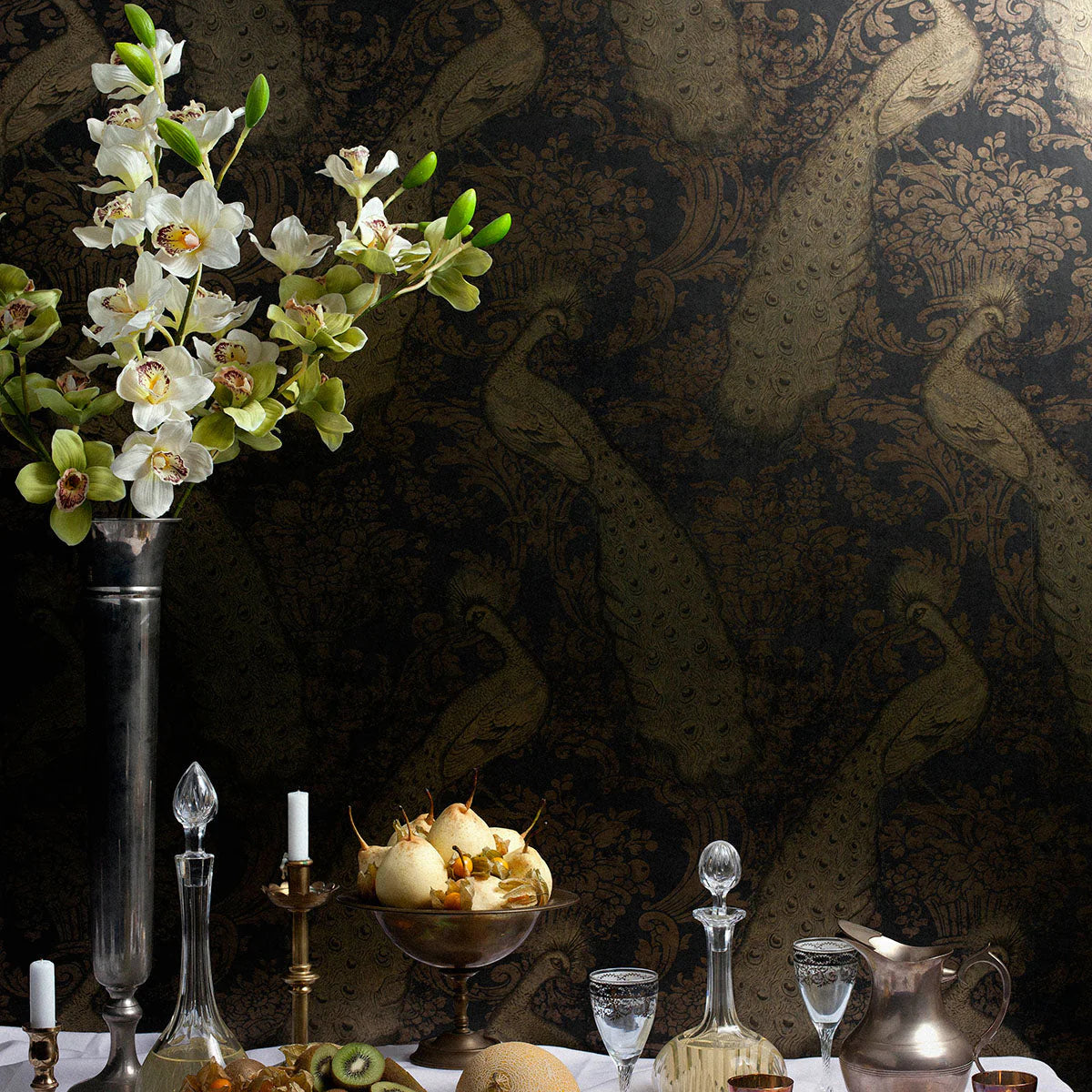 Cole & Son, Albemarie, Byron, Metallic Gold & Bronze on Charcoal