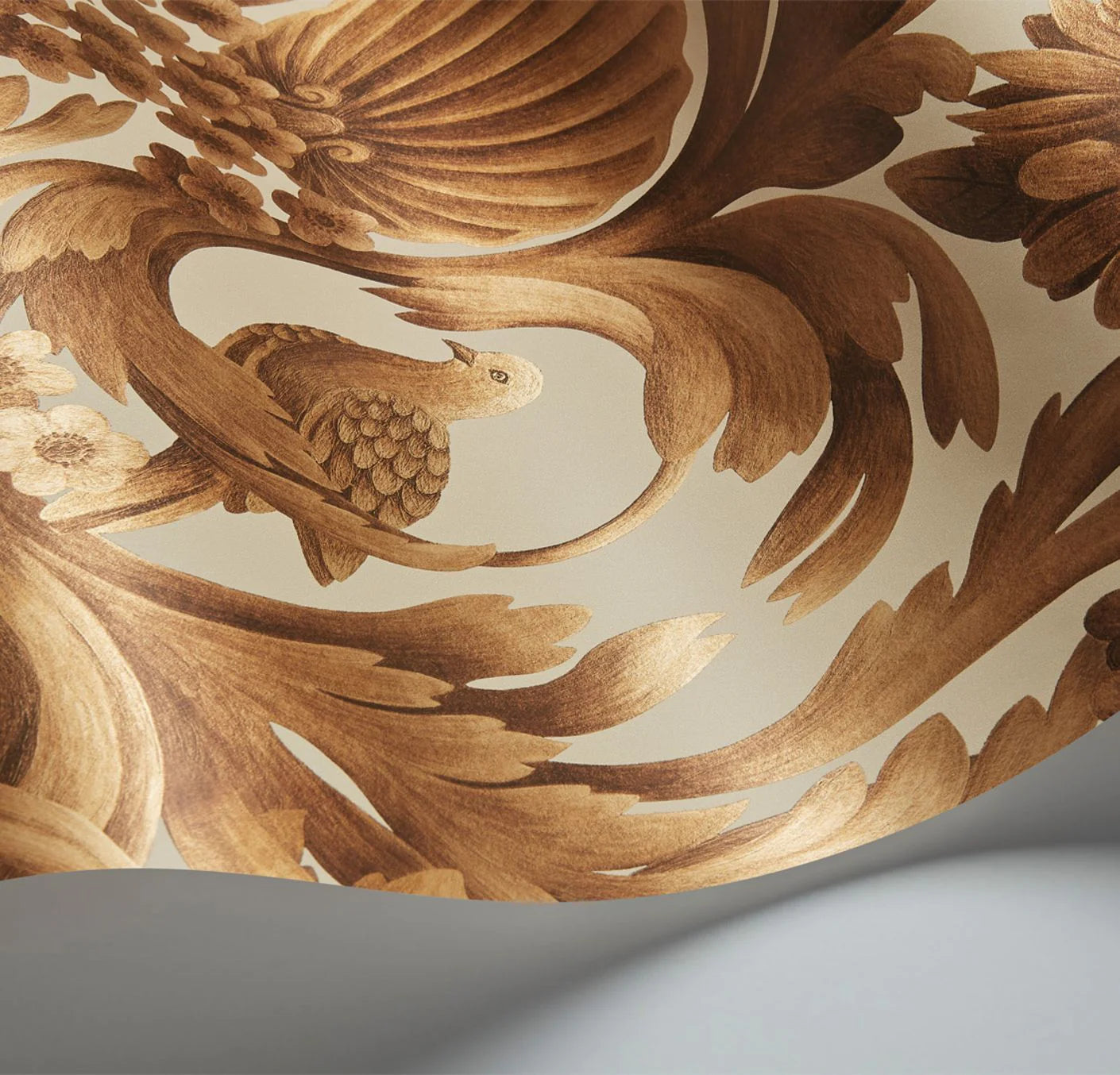 Cole & Son Historic Royal Palaces Gibbons Carving, Metallic Gold on Sand