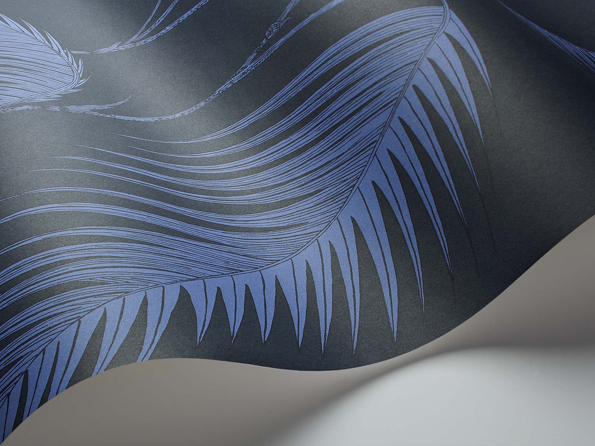 Cole & Son Icons Palm Leaves, Ink & Violet