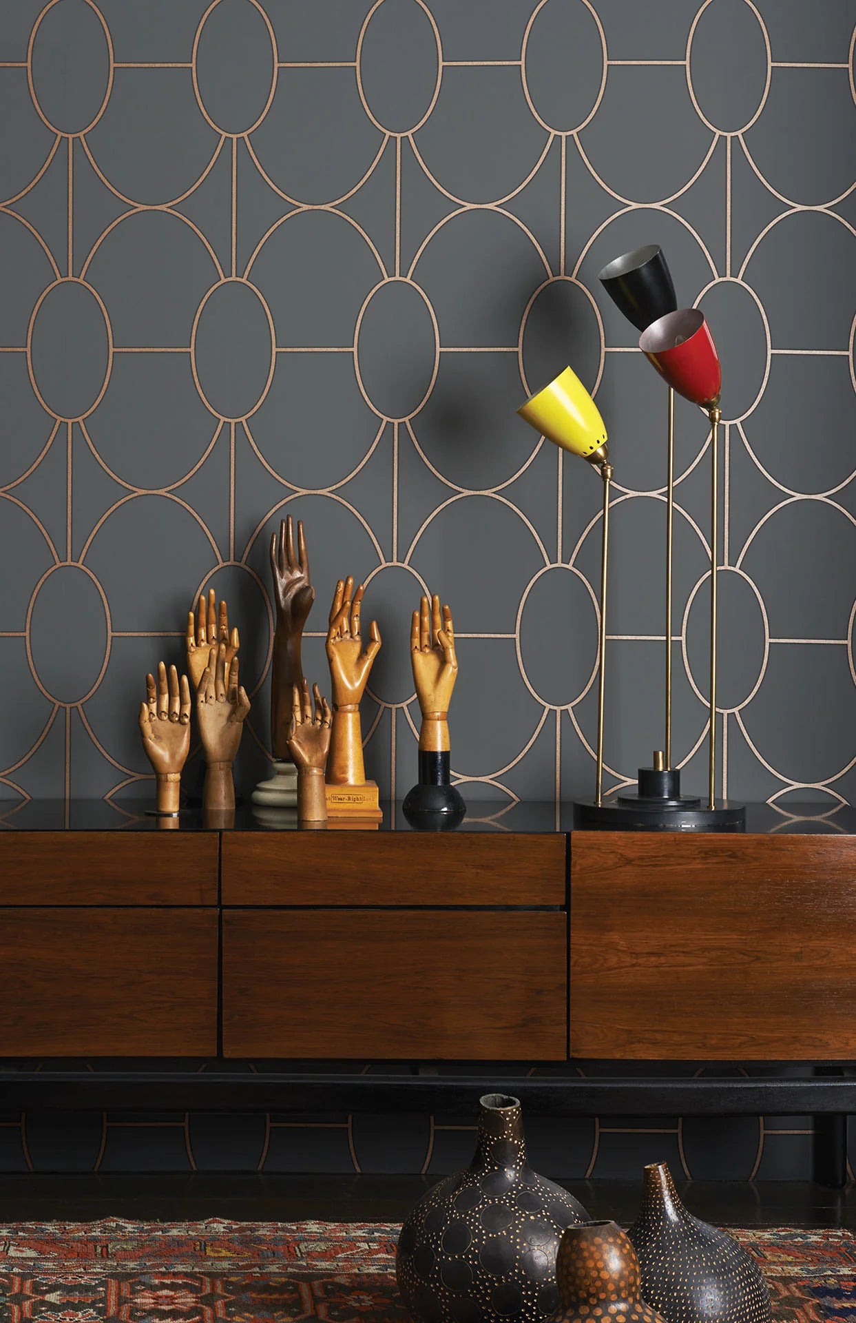 Cole & Son , Geometric II Rivièra Metallic Bronze on Charcoa