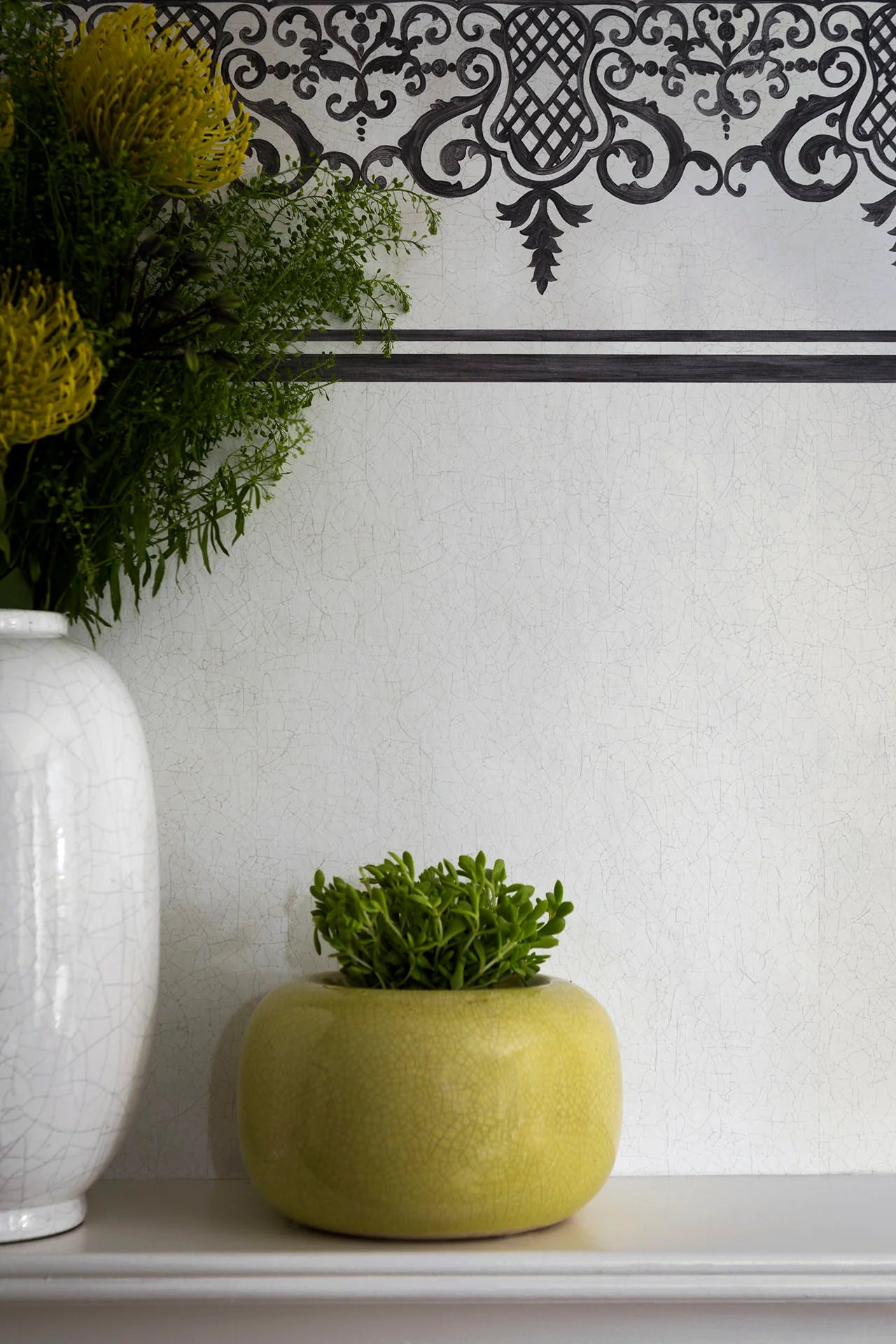 Cole & Son Folie Trianon, Chalk