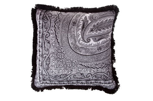 Etro sierkussen paisley zwart/wit afgezet met zwarte franje