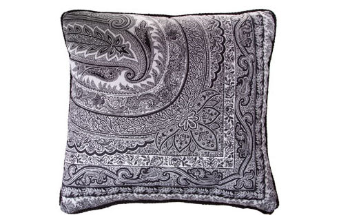 Cushion Paisley Black/White with Black Piping 45X45