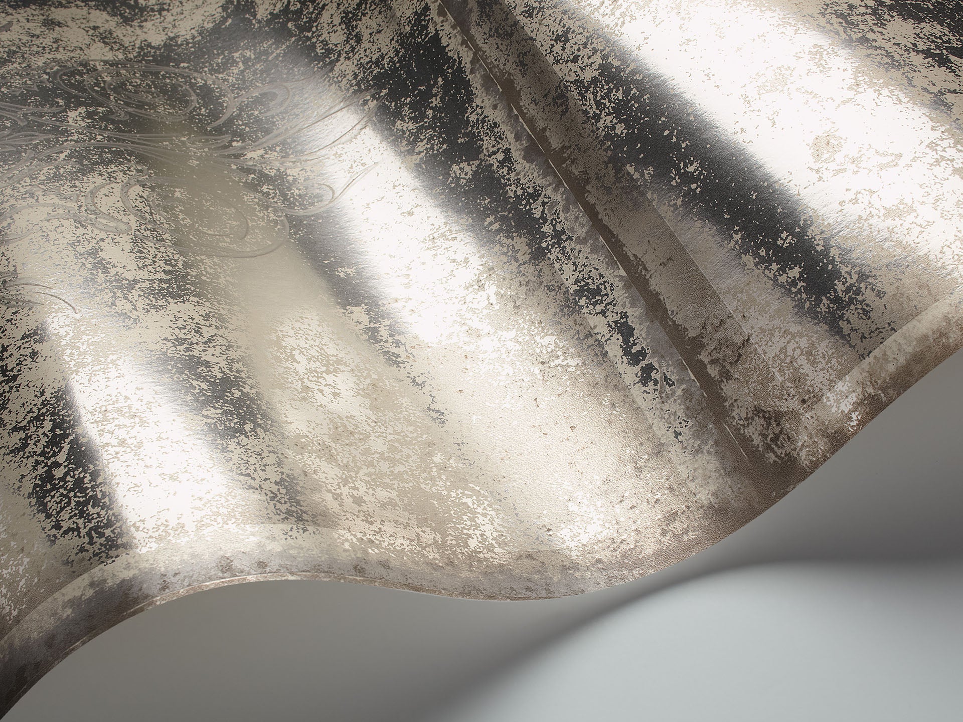 Cole & Son Albemarie, Albery, Rose Metallic Gold on Silver Foil