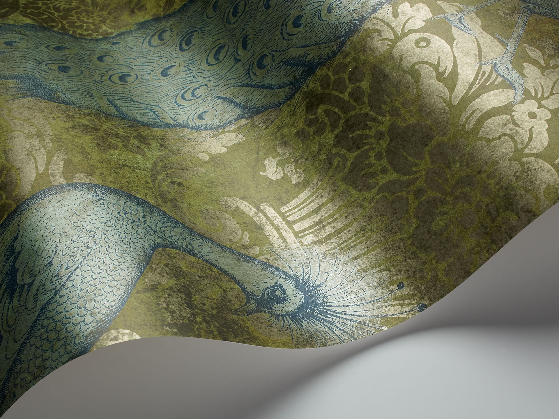 Cole & Son, Albemarie, Byron, Metallic Teal & Metallic Gilver on Olive