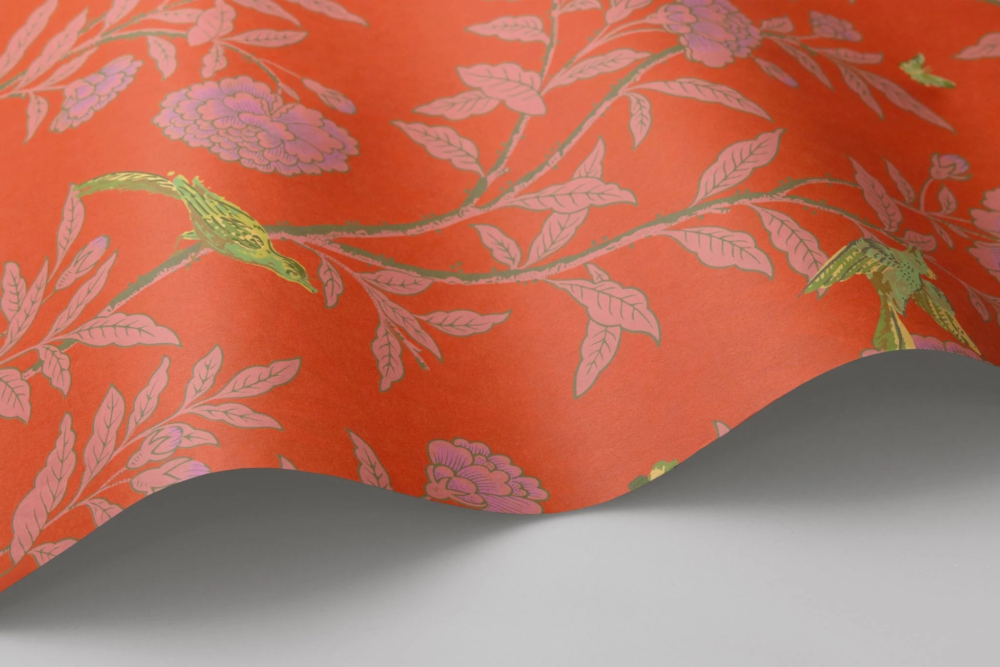 Cole & Son, Classics Vol I,Roseberry with Birds, Vermillion