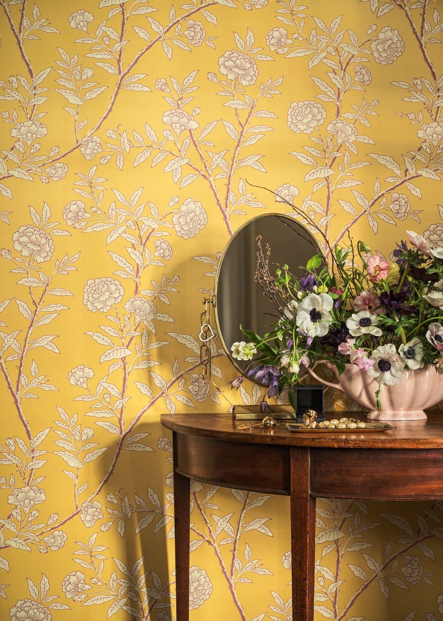 Cole & Son, Classics Vol I,Roseberry ,Marigold
