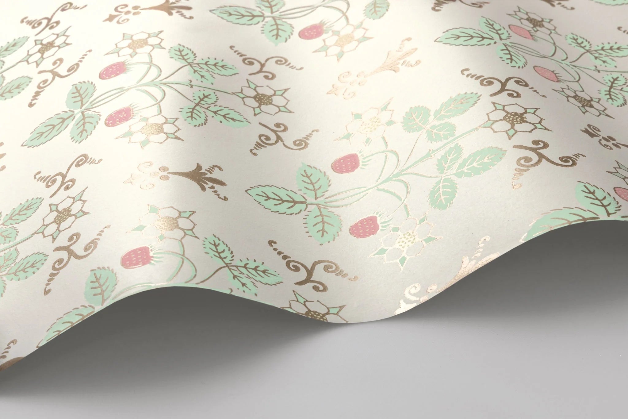 Cole & Son, Classics Vol I, Strawberry, Blush & Mint on Pastel