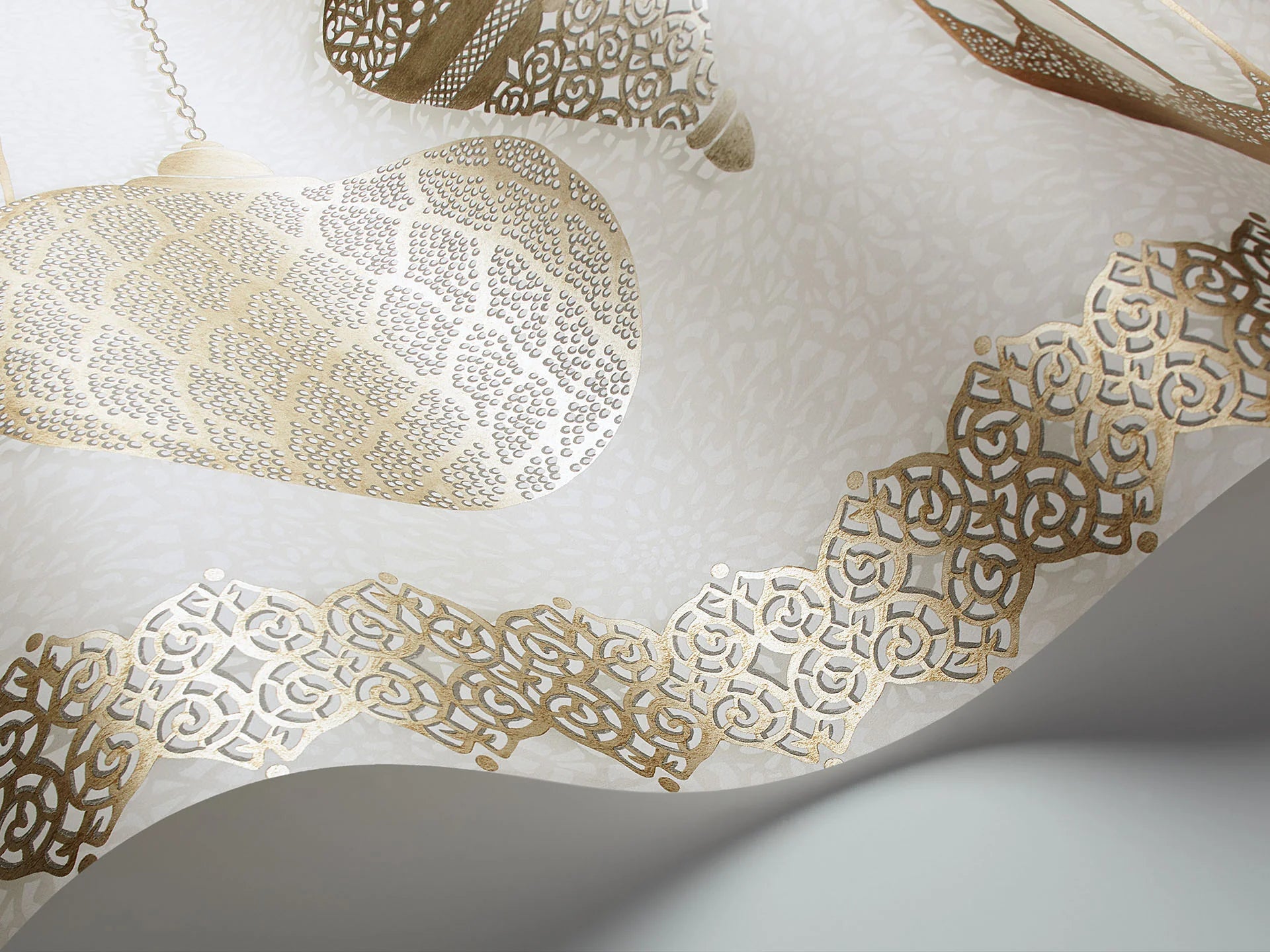 Cole & Son Martyn Lawrence Bullard,  Parchment , Fez Border, Metallic Gilver & Parchment
