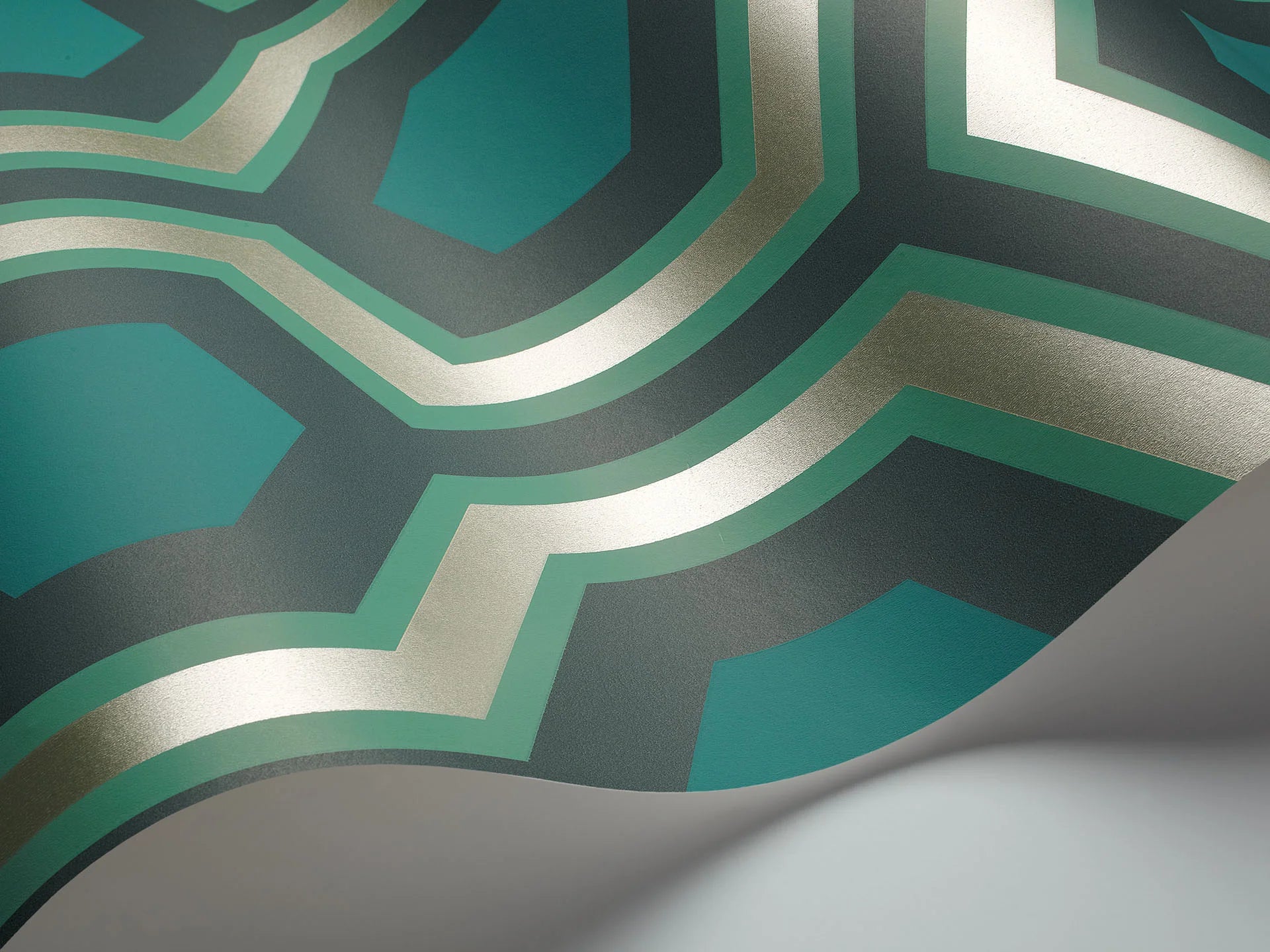 Cole & Son Contemporary Collection Hicks' Grand, Metallic Gilver & Teal on Dark Viridian