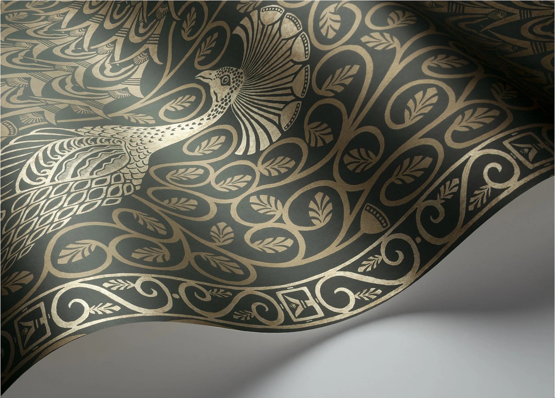 Cole & Son The Pearwood Collection.  Pavo Parade, Metallic Gilver on Racing Car Green