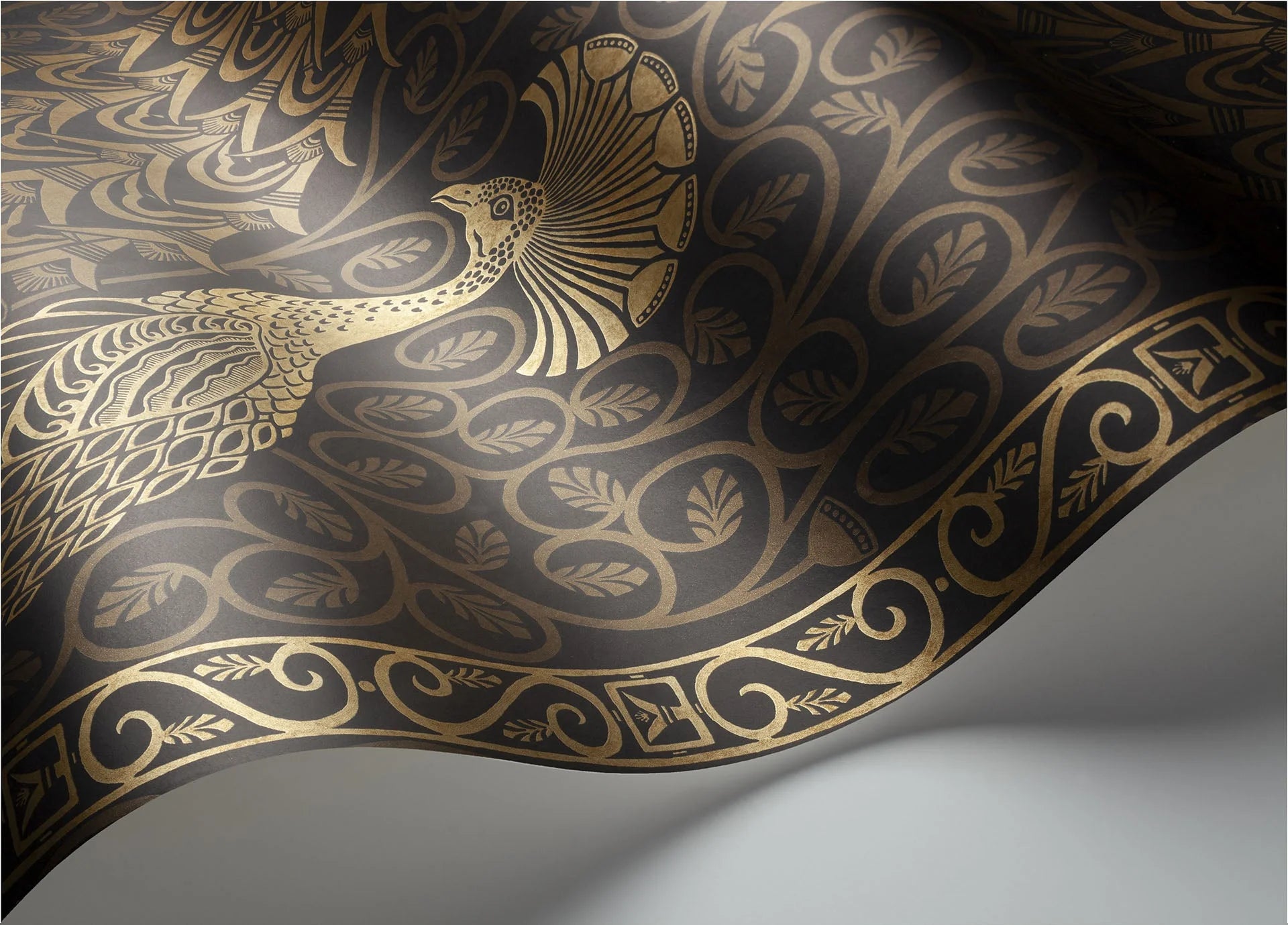 Cole & Son The Pearwood Collection.  Pavo Parade, Metallic Gilver on Racing Car Green