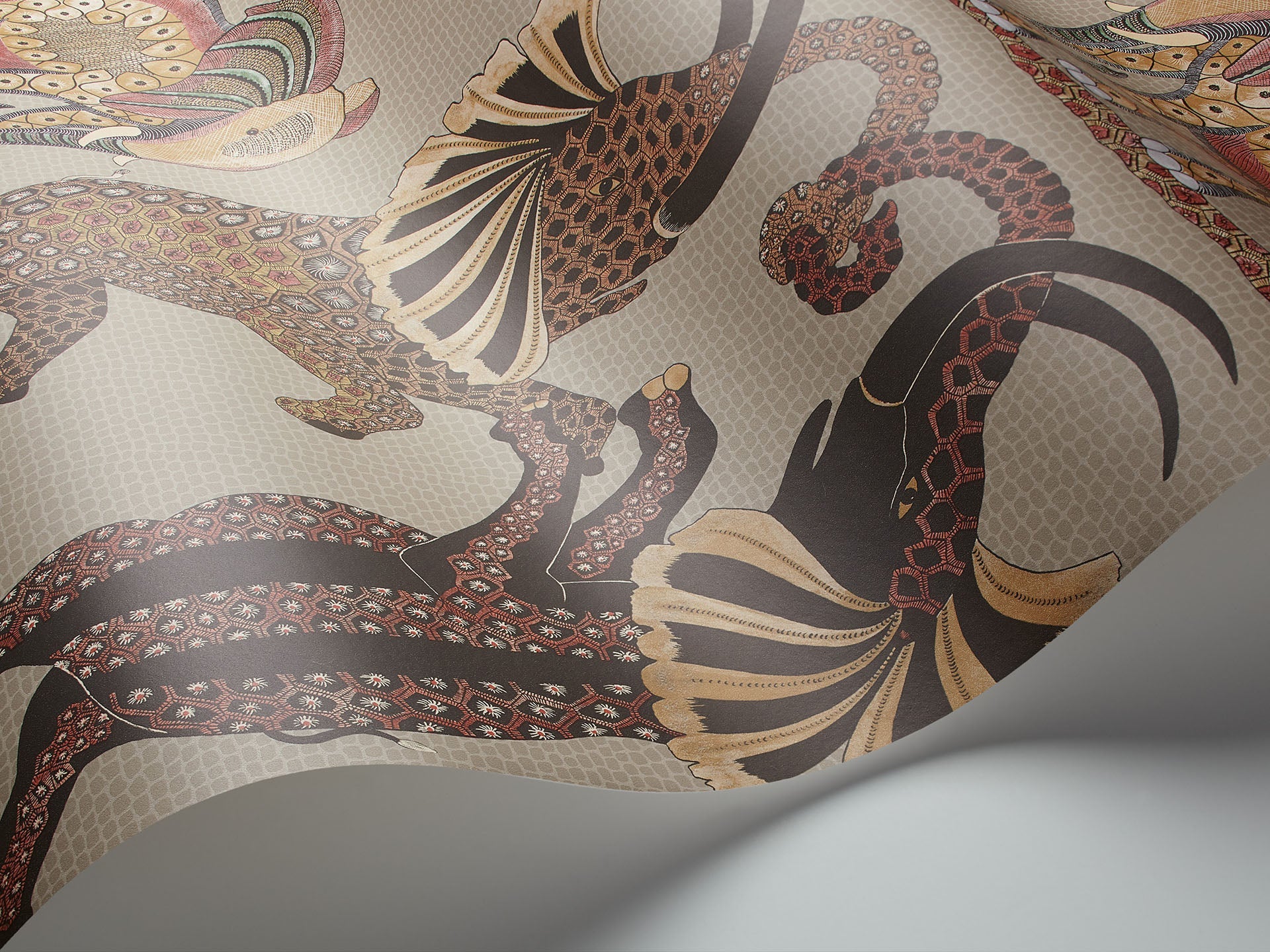 Cole & Son Ardmore Safari dance, Ginger & Red on Linen