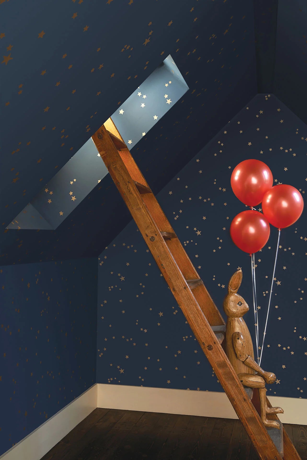 Cole & Son Whimsical Stars, Metallic Silver on Midnight
