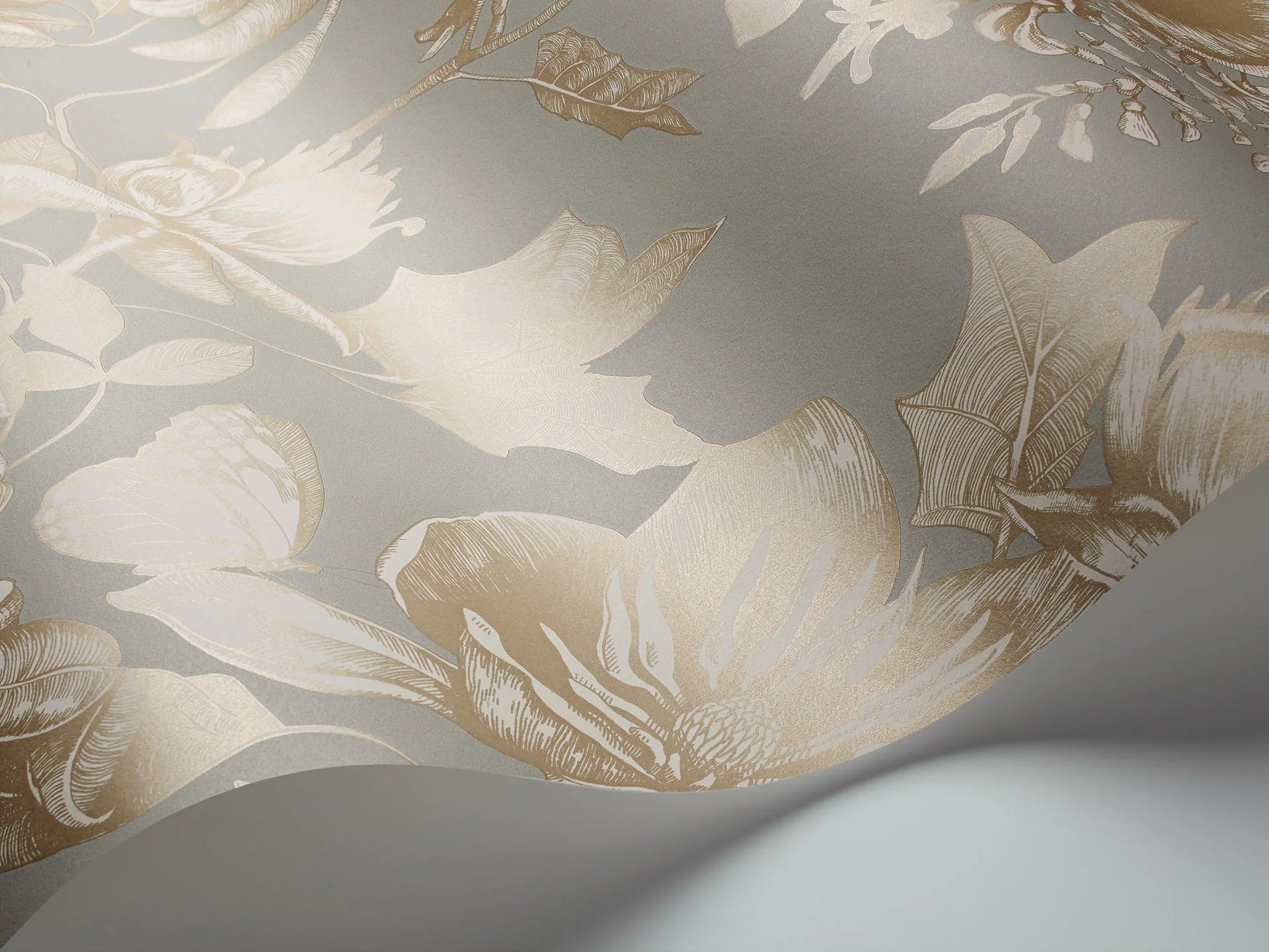 Cole & Son Folie Tivoli, Metallic Gilver on Old Olive